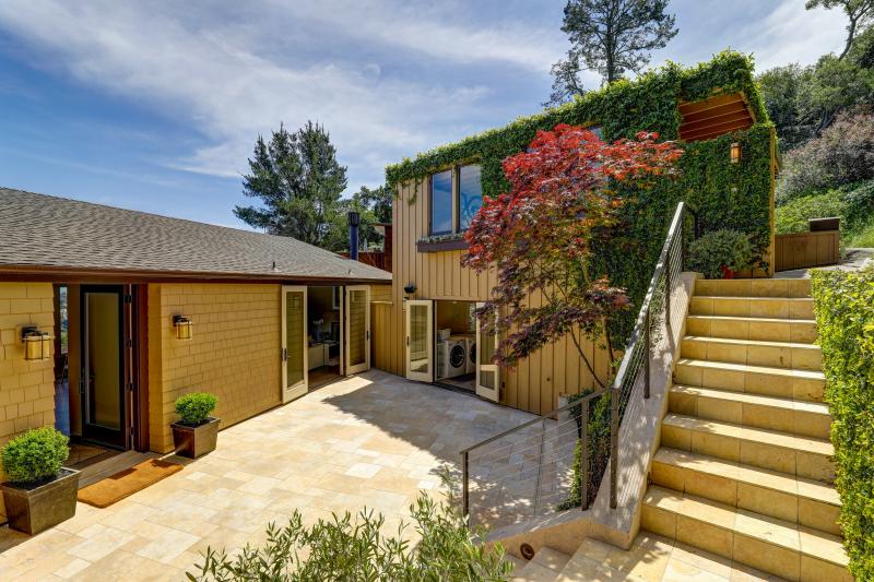 138 Madrona Avenue Image #2