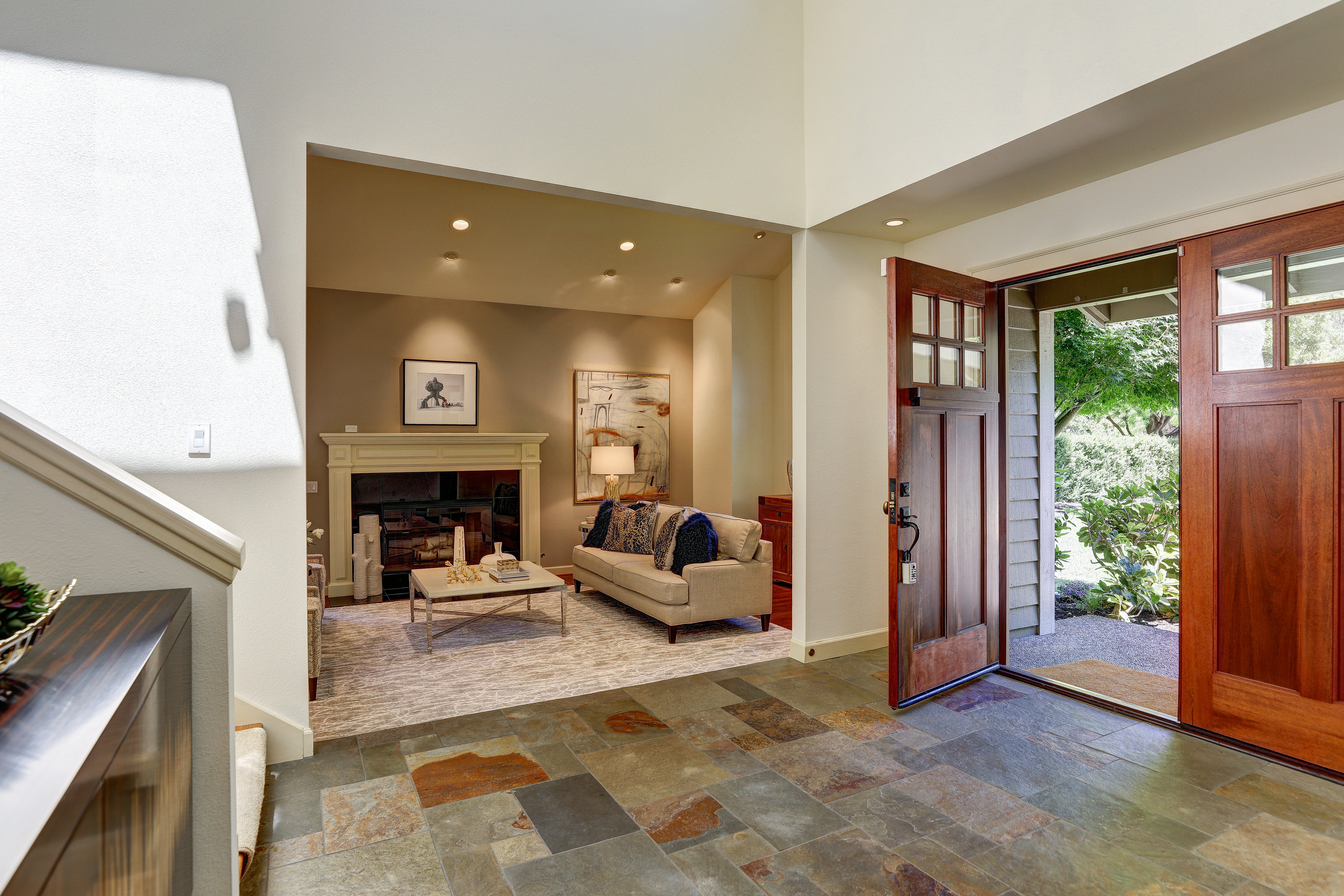 24 Bridgegate Drive Image #5