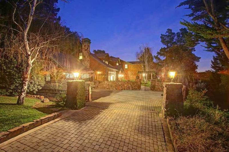 14 Upper Ames Ave, Ross