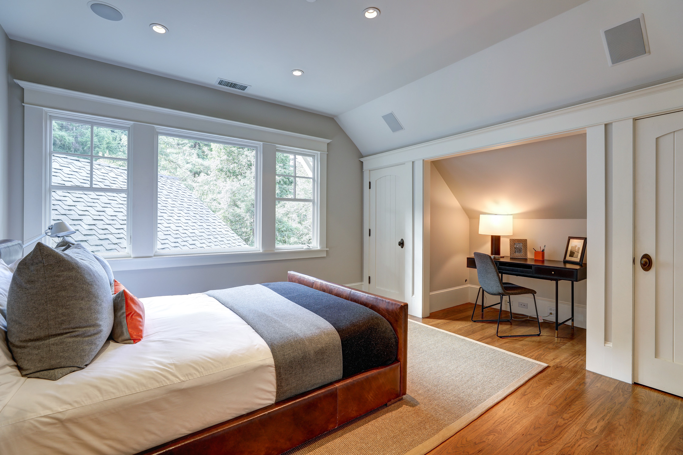 44 Chestnut Avenue Image #23