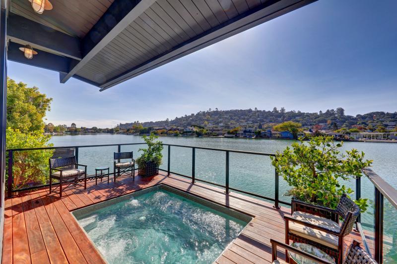 jacuzzi on the water