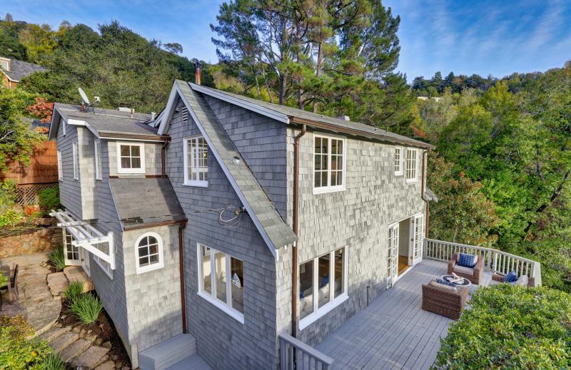 2 Madera Avenue aerial view of home with back deck