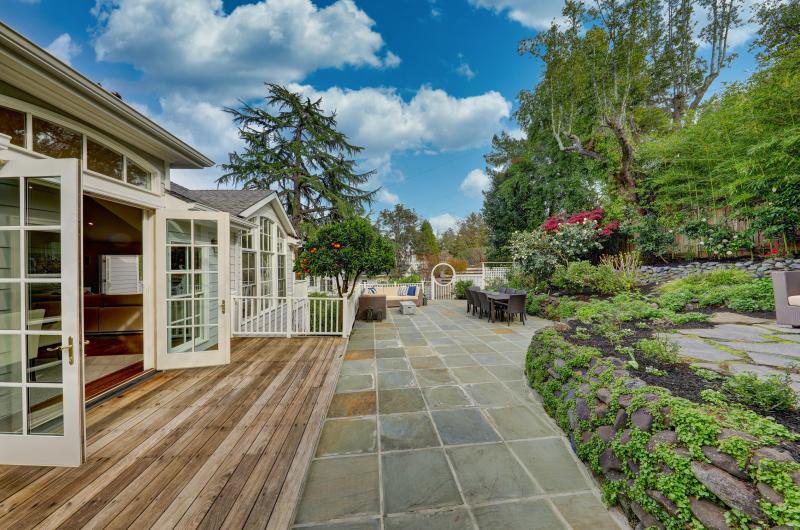 41 Austin Avenue backyard with tile