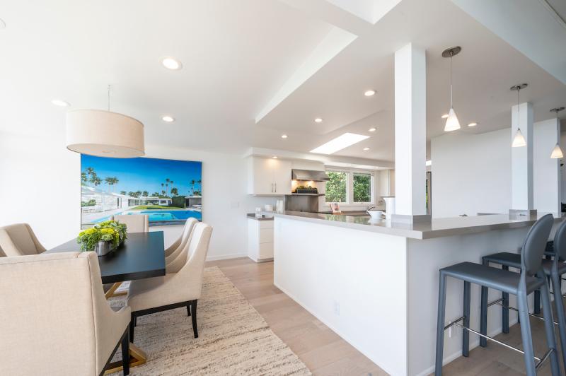 231 Princeton Avenue kitchen dining area