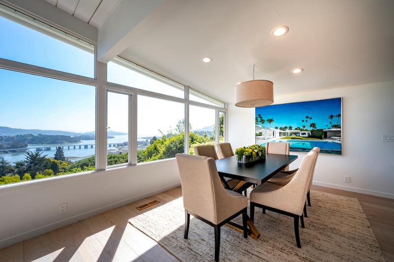 231 Princeton Avenue living room overlooking bay