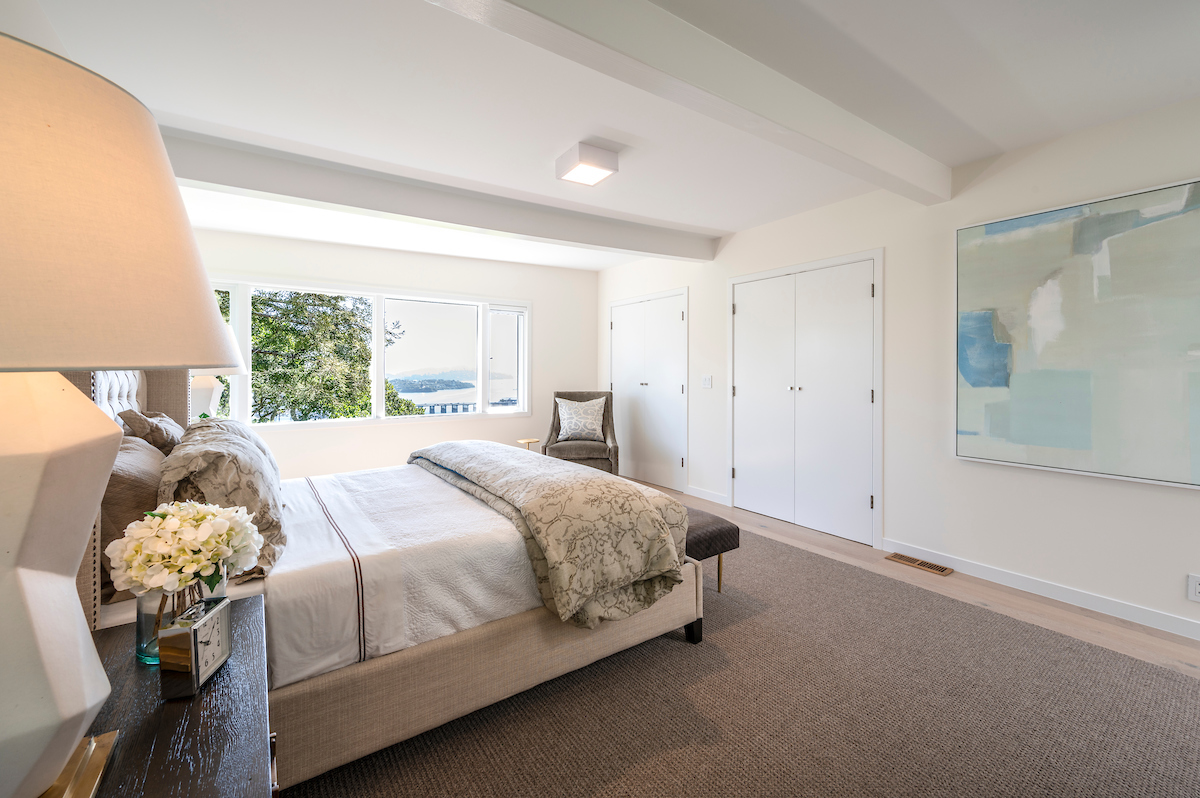 231 Princeton Avenue master bedroom