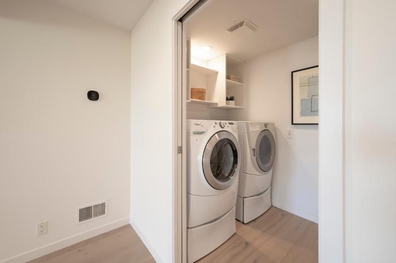 231 Princeton Avenue laundry room