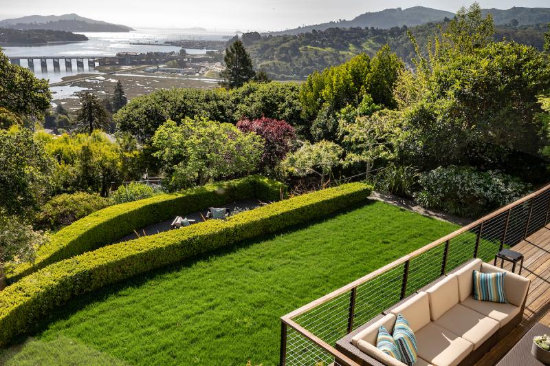 231 Princeton Avenue lawn and view of bay