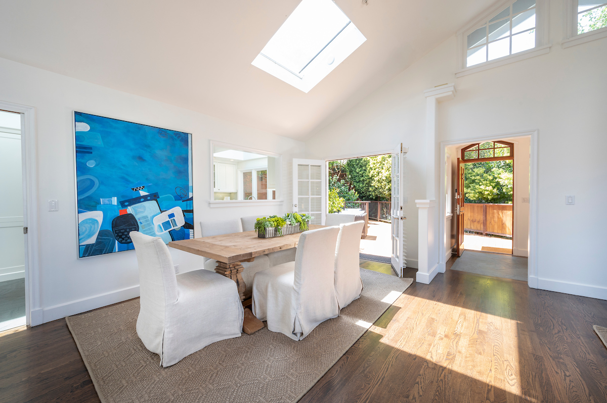 34 Bella Vista Avenue dining room and art