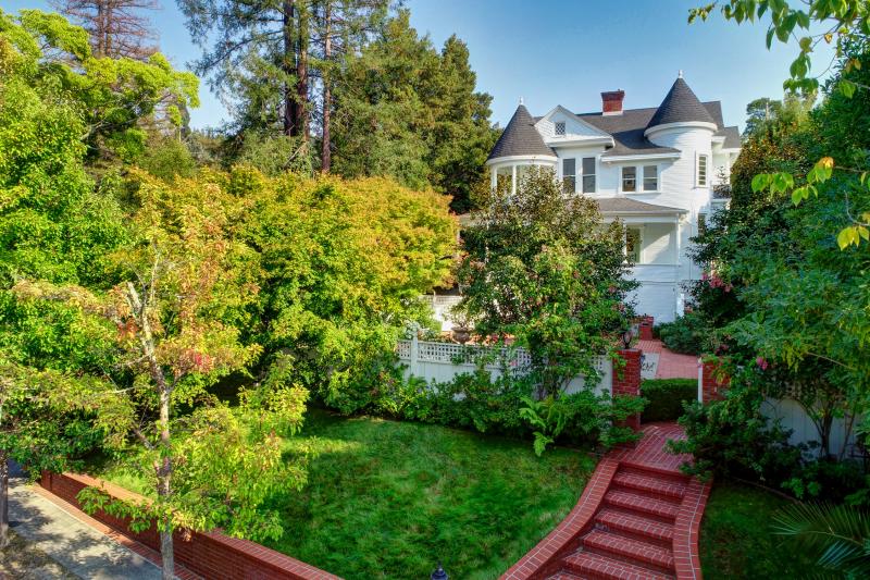 130 Palm Avenue walkway up to gabled home