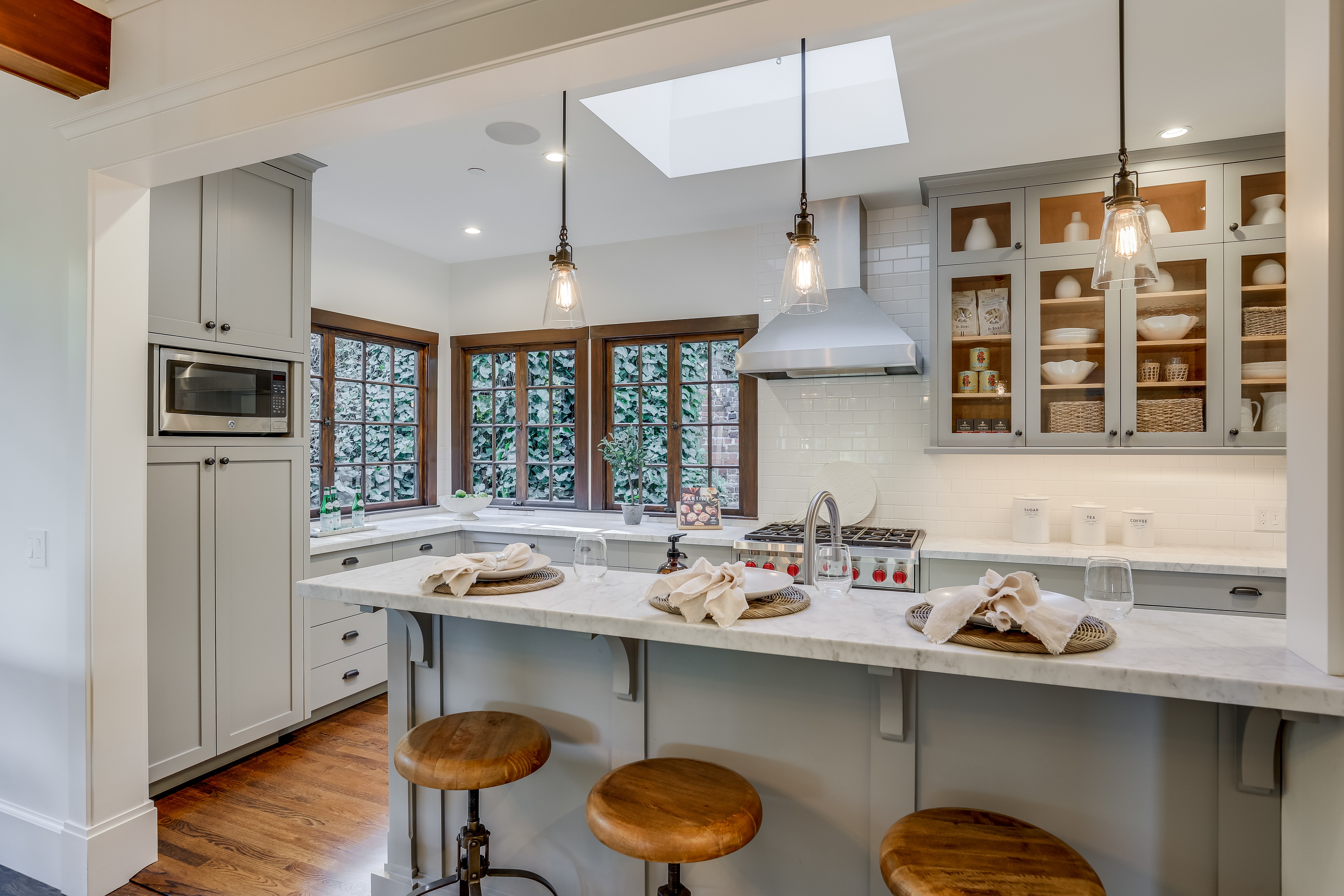 bar stools and kitchen