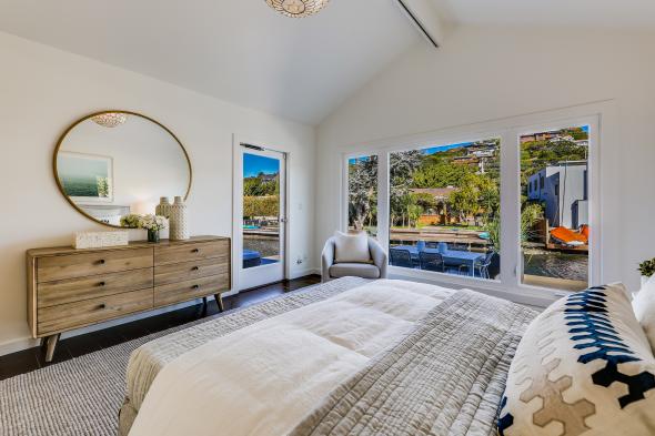 5 Hilarita Circle, Belvedere #61 5 Hilarita Circle bedroom with view of water