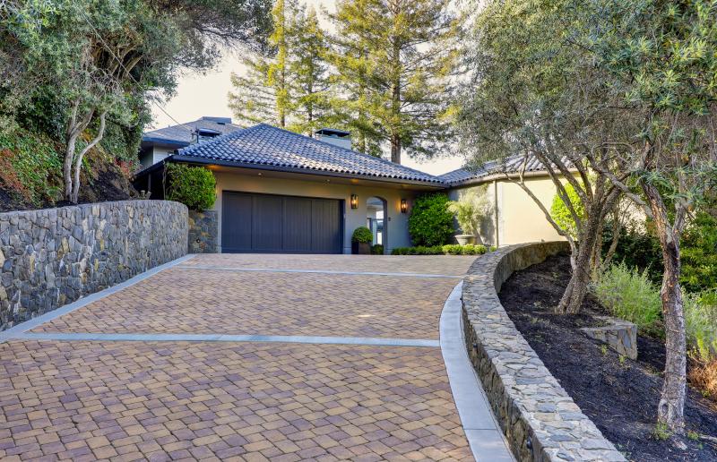 304 Evergreen Drive, Kentfield #95