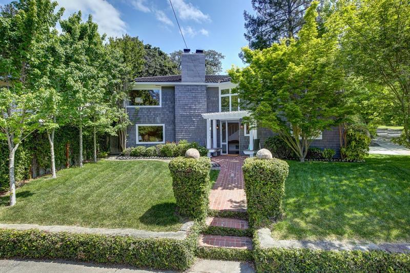 45 Barber Avenue, San Anselmo