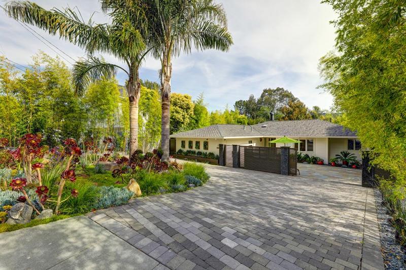 10 Fay Drive Kentfield exterior view wide brick driveway with 2 palm trees