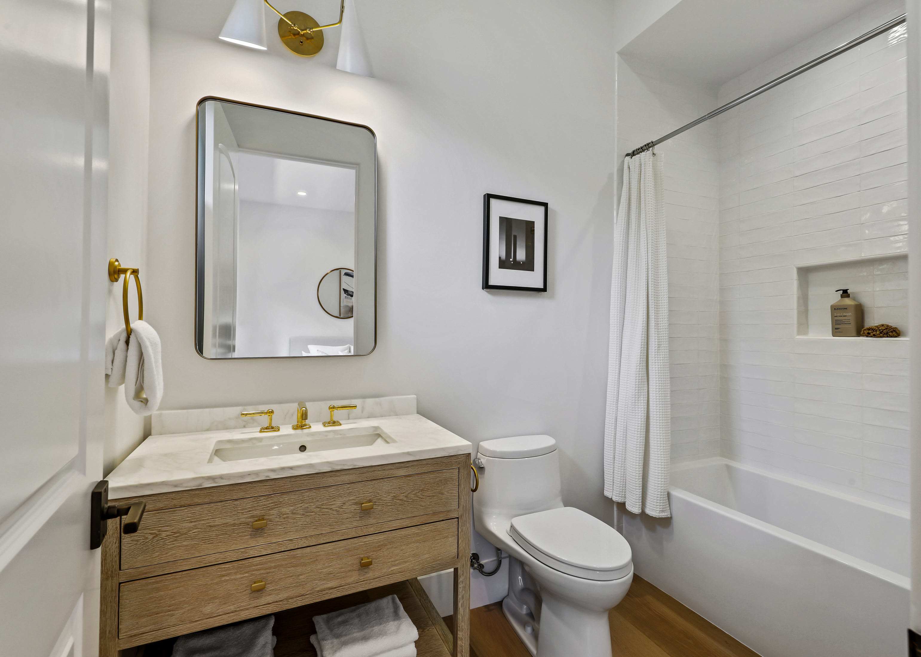 155 Jamaica Street, Tiburon #100