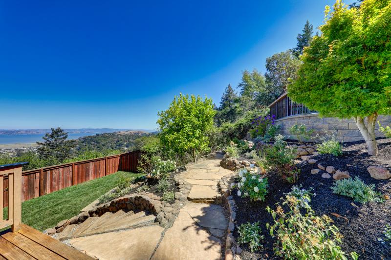 173 Summit Drive, Corte Madera #54