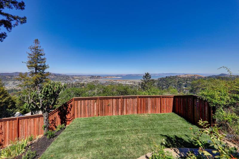 173 Summit Drive, Corte Madera #55