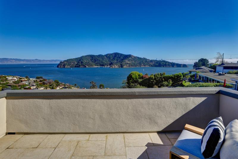 2110 Vistazo Street East, Tiburon #50