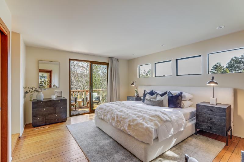 152 Hillside Avenue, Kentfield #47