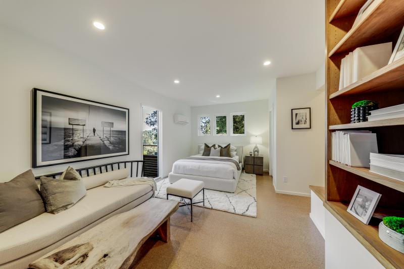 152 Hillside Avenue, Kentfield #86