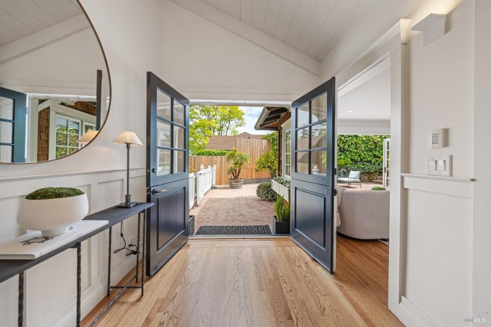 44 Mirabel Avenue, Mill Valley #40 44 Mirabel Avenue, Mill Valley #40