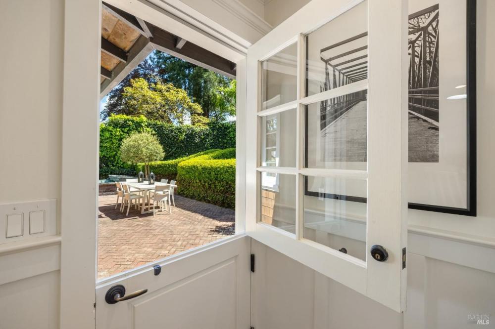 44 Mirabel Avenue, Mill Valley #40 44 Mirabel Avenue, Mill Valley #40