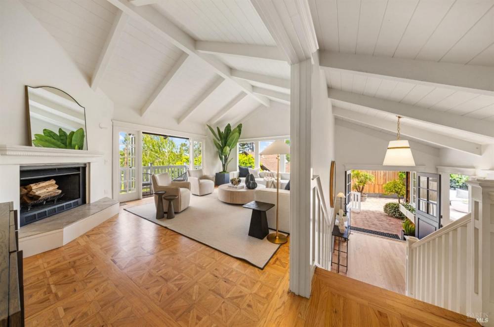 44 Mirabel Avenue, Mill Valley #40 44 Mirabel Avenue, Mill Valley #40
