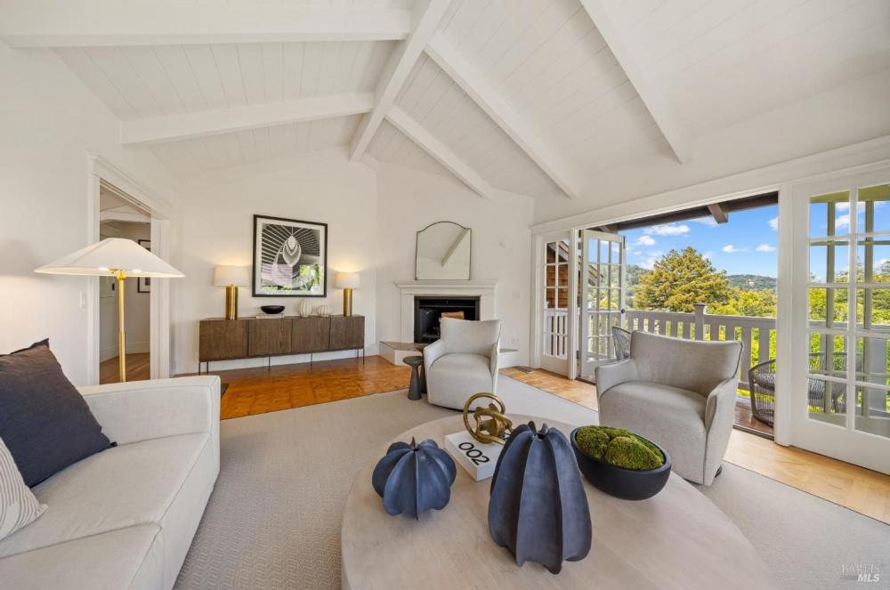 44 Mirabel Avenue, Mill Valley #40 44 Mirabel Avenue, Mill Valley #40