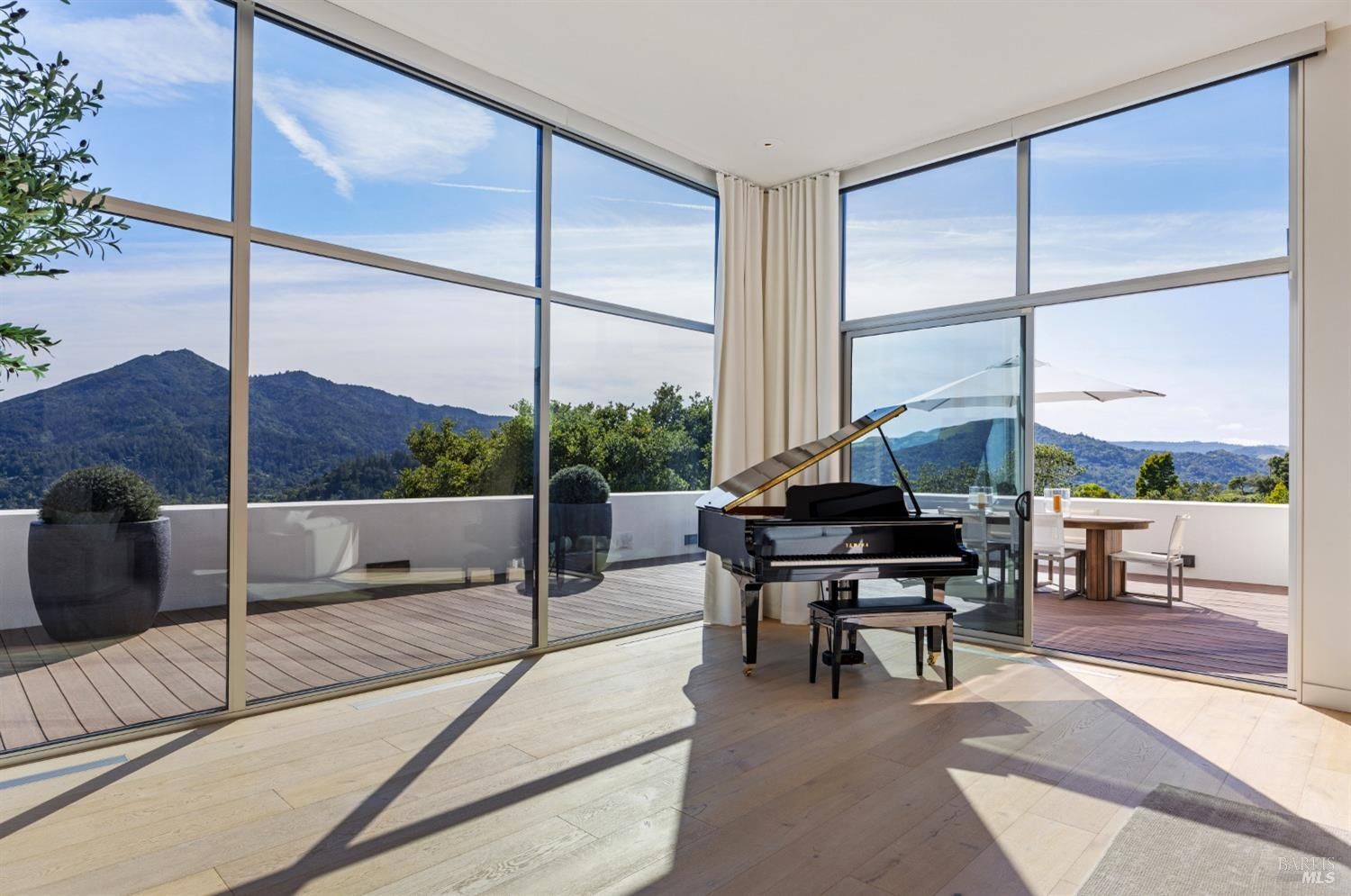 313 Upper Toyon Drive, Ross #97