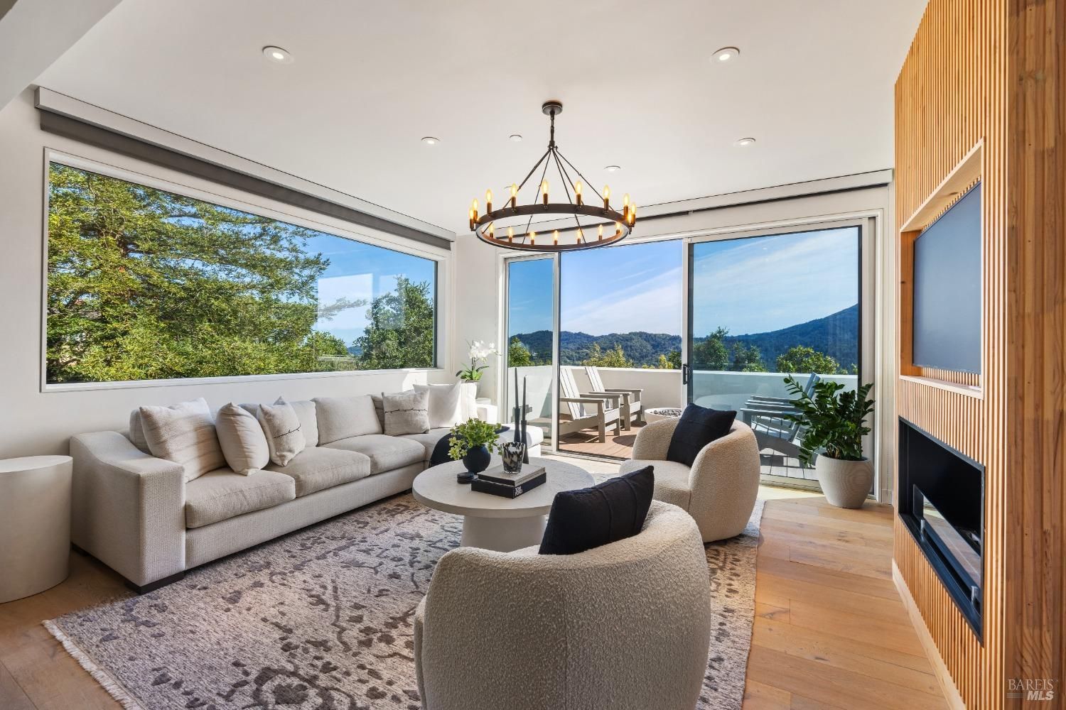 313 Upper Toyon Drive, Ross #97