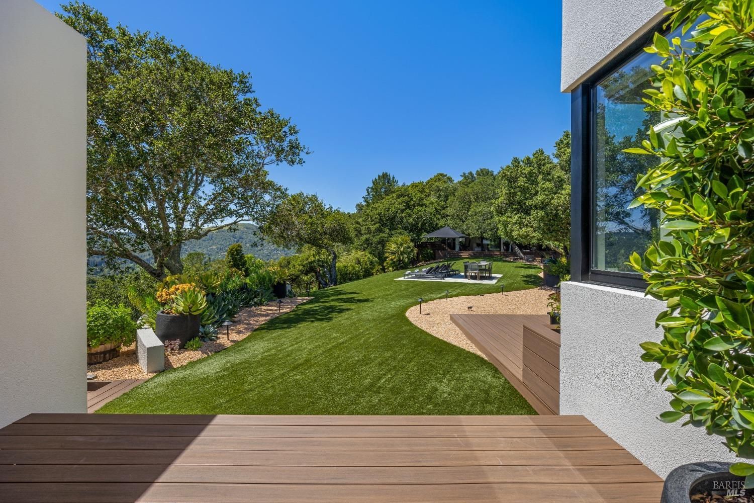 313 Upper Toyon Drive, Ross #97