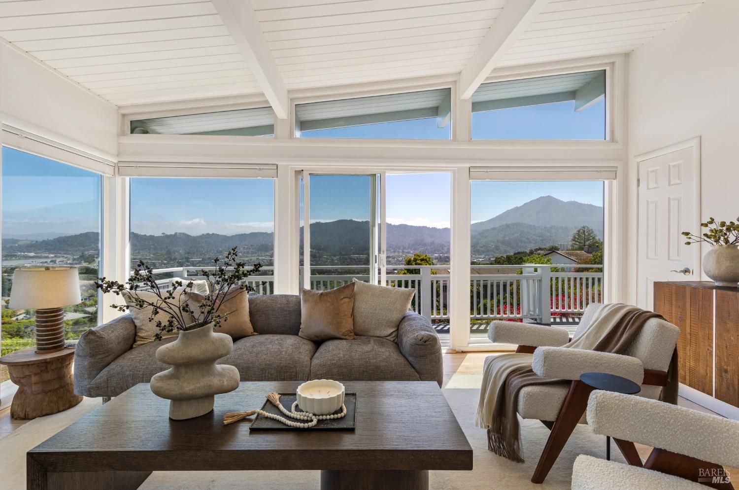 24 Via Navarro, Greenbrae #52