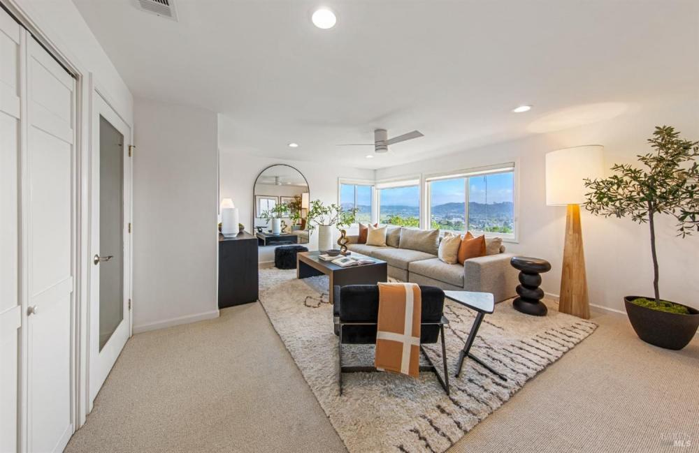 24 Via Navarro, Greenbrae #52 24 Via Navarro, Greenbrae #52