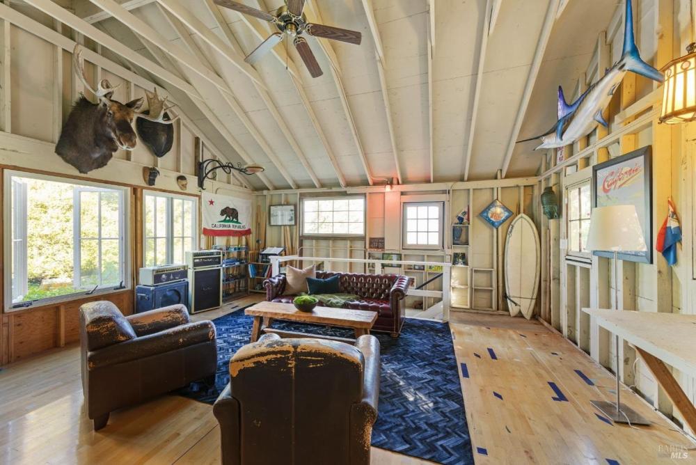 17 Oak Road, Larkspur #60 17 Oak Road, Larkspur #60