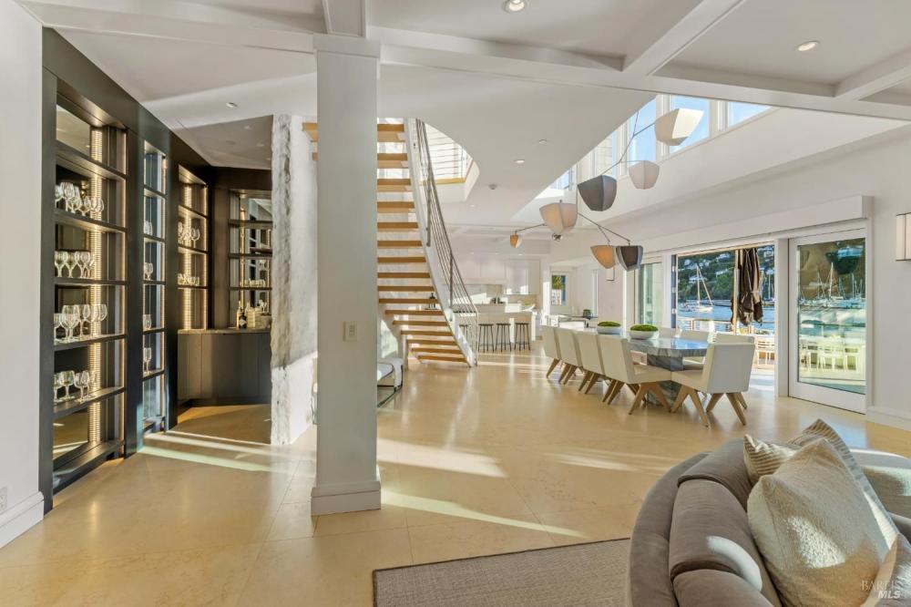 3 Bellevue Avenue, Belvedere #76 3 Bellevue Avenue, Belvedere #76