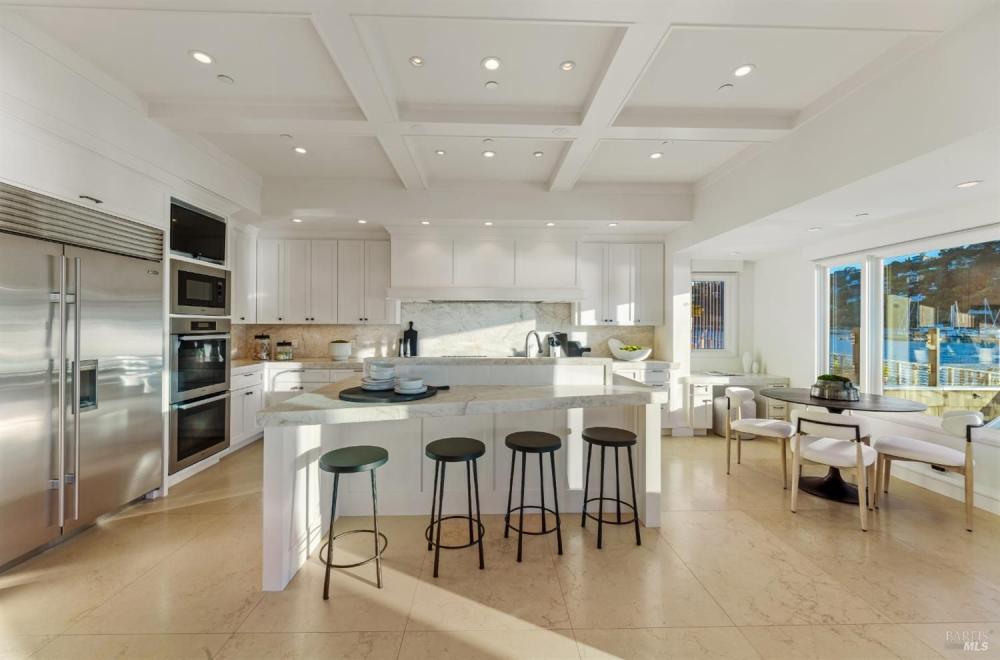 3 Bellevue Avenue, Belvedere #76 3 Bellevue Avenue, Belvedere #76