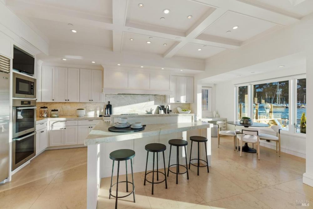 3 Bellevue Avenue, Belvedere #76 3 Bellevue Avenue, Belvedere #76