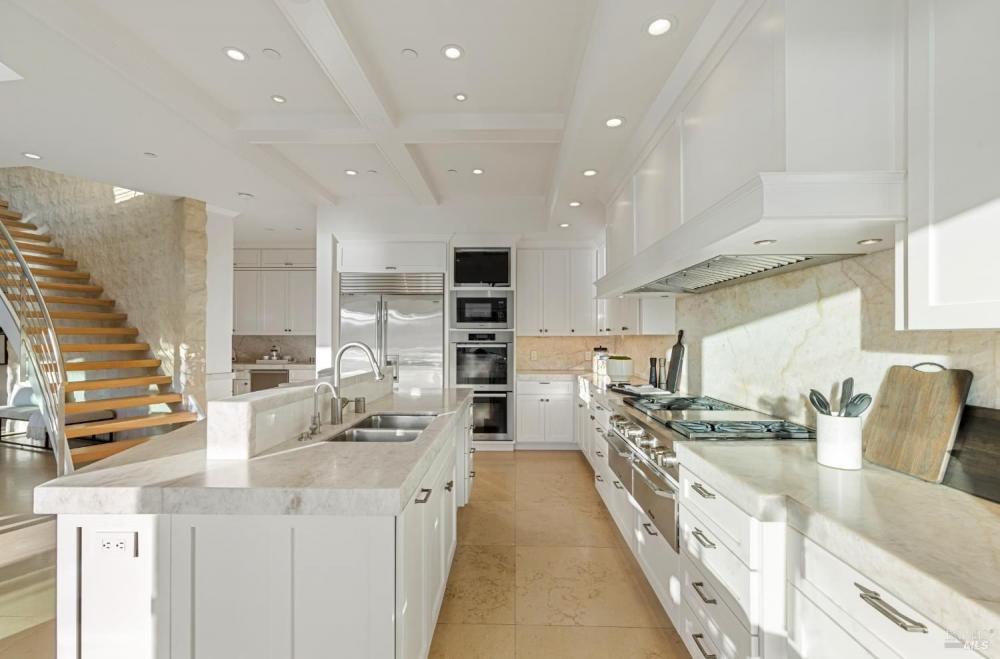 3 Bellevue Avenue, Belvedere #76 3 Bellevue Avenue, Belvedere #76