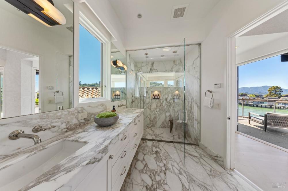 3 Bellevue Avenue, Belvedere #76 3 Bellevue Avenue, Belvedere #76