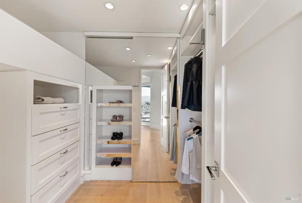 3 Bellevue Avenue, Belvedere #76 3 Bellevue Avenue, Belvedere #76