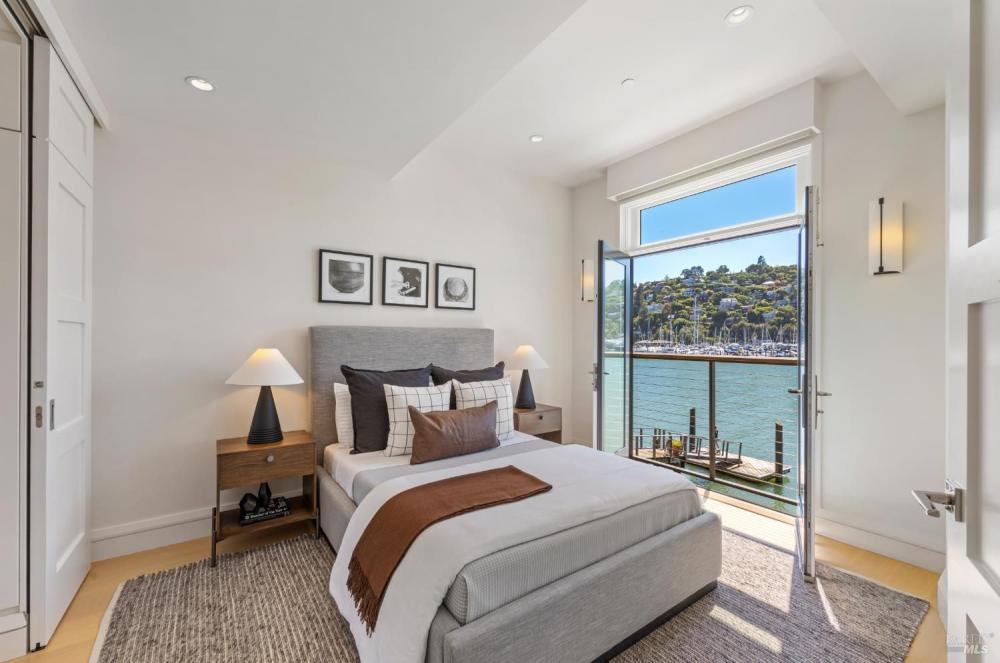 3 Bellevue Avenue, Belvedere #76 3 Bellevue Avenue, Belvedere #76