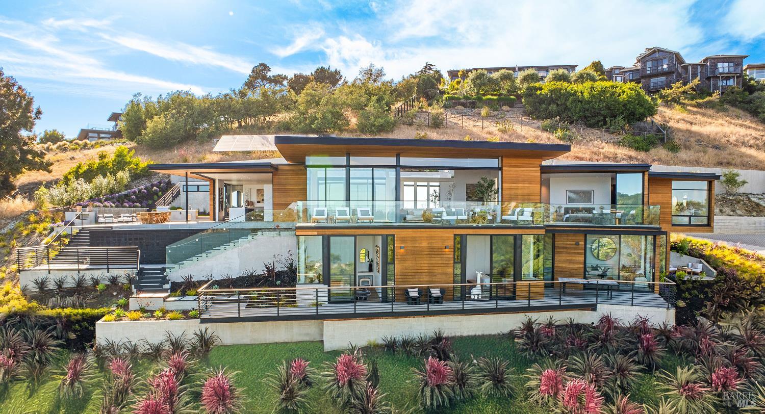 2215 Vistazo Street East, Tiburon #90
