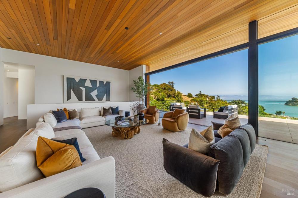 2215 Vistazo Street East, Tiburon #90 2215 Vistazo Street East, Tiburon #90