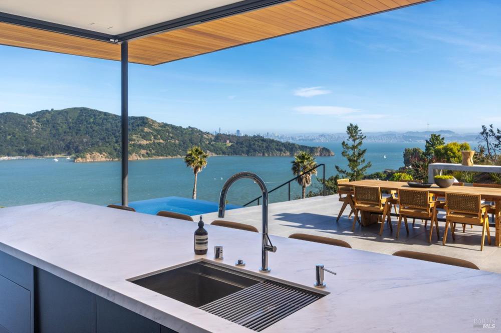 2215 Vistazo Street East, Tiburon #90 2215 Vistazo Street East, Tiburon #90