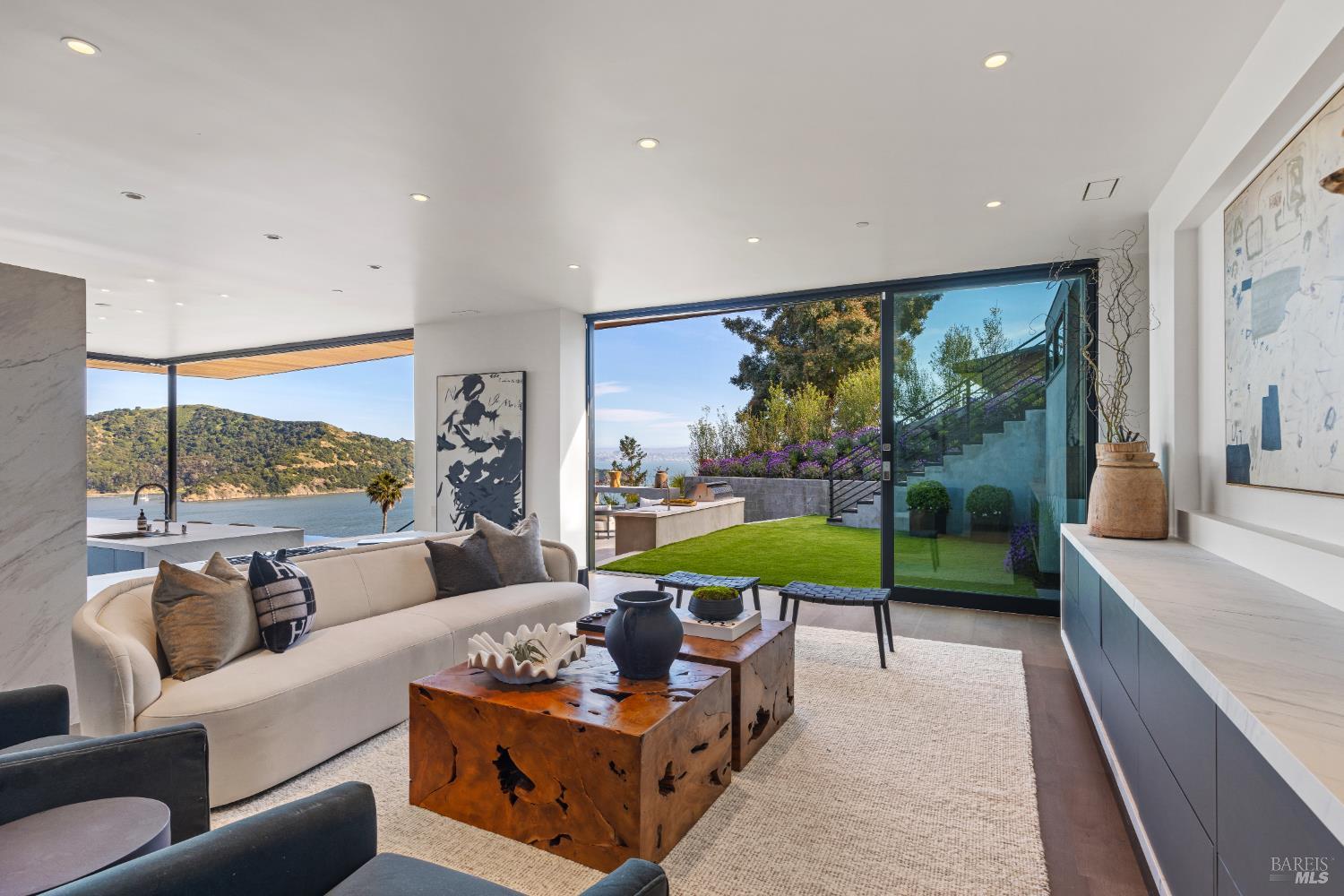 2215 Vistazo Street East, Tiburon #90