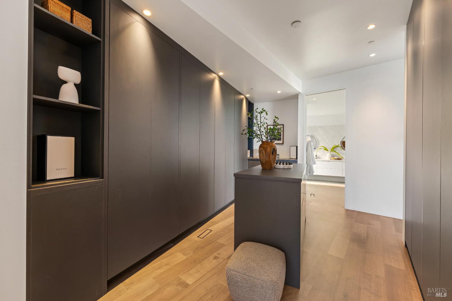 2215 Vistazo Street East, Tiburon #90