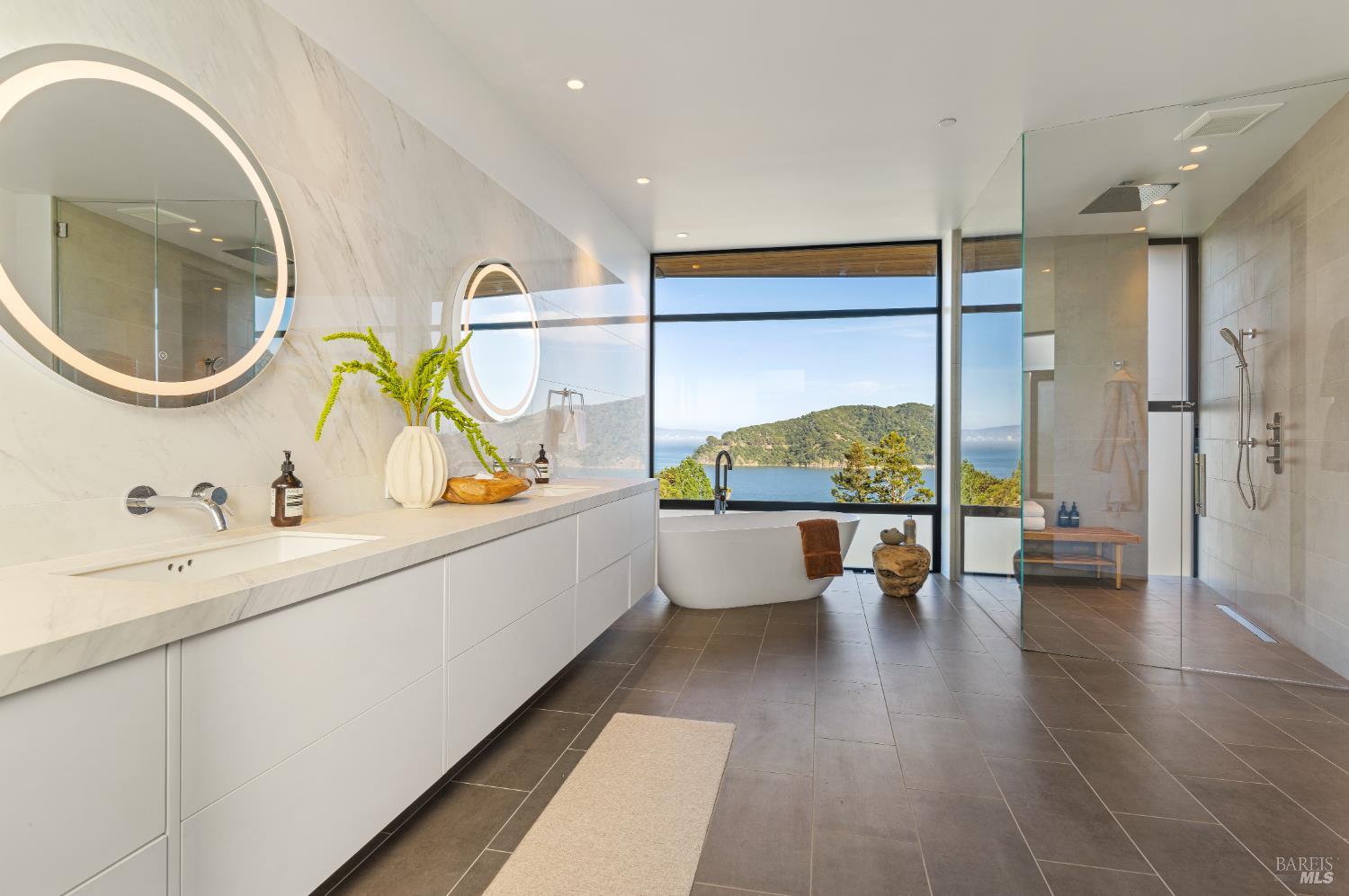 2215 Vistazo Street East, Tiburon #90