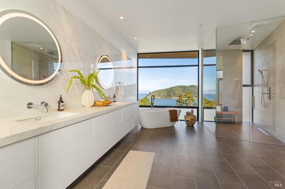 2215 Vistazo Street East, Tiburon #90 2215 Vistazo Street East, Tiburon #90