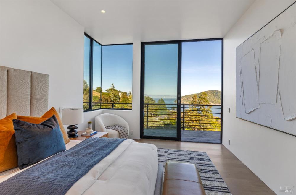 2215 Vistazo Street East, Tiburon #90 2215 Vistazo Street East, Tiburon #90
